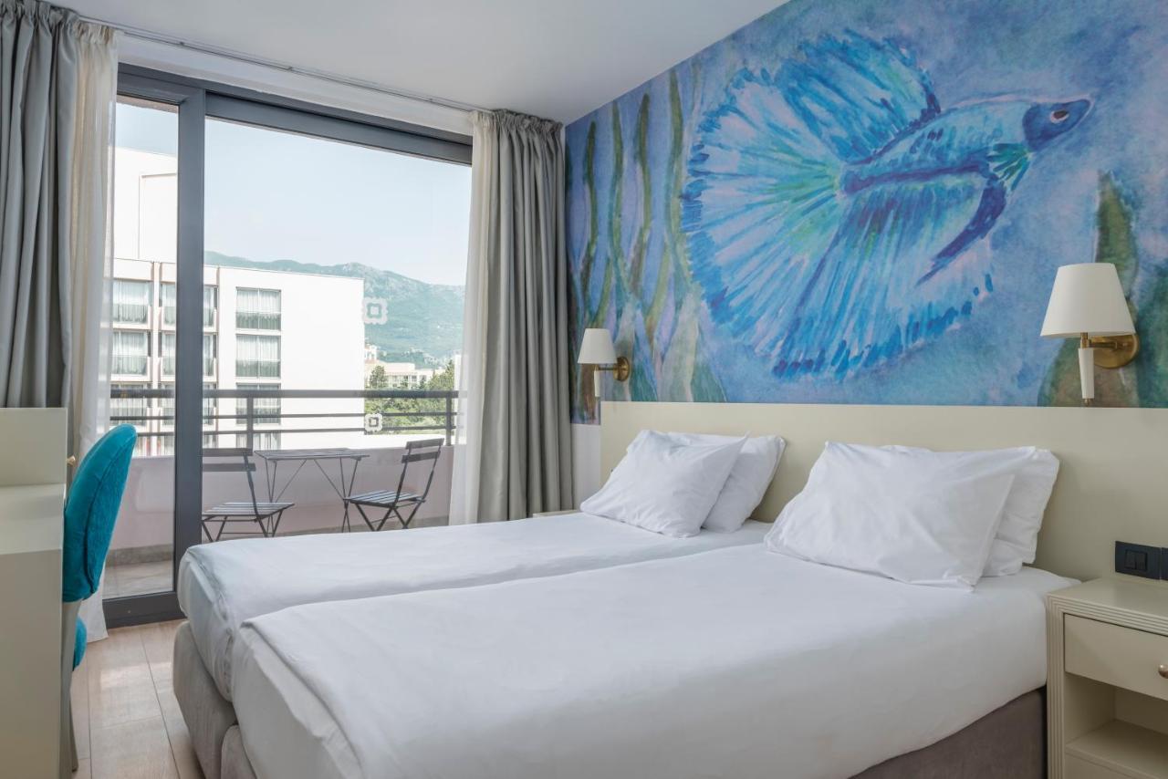 อิเบโรสตาร์ เบลวู Hotel เบชิชิ ภายนอก รูปภาพ