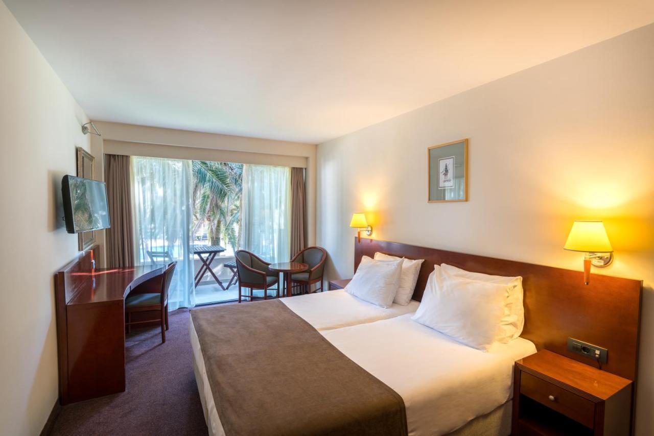 อิเบโรสตาร์ เบลวู Hotel เบชิชิ ภายนอก รูปภาพ